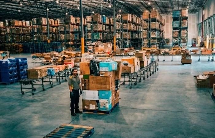 Worker processing inventory